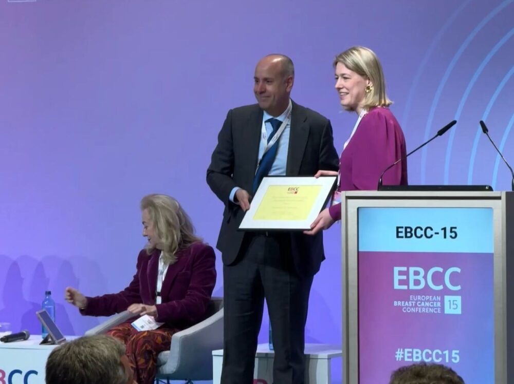 AIOS Fleur Mauritz ontvangt de EBCC Award 2026 in Barcelona